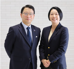 10年間悩まされ続けた両ひざのトラブルを克服　自家培養軟骨移植術スペシャル対談　笑顔の内尾 祐司先生と福間 みちるさん